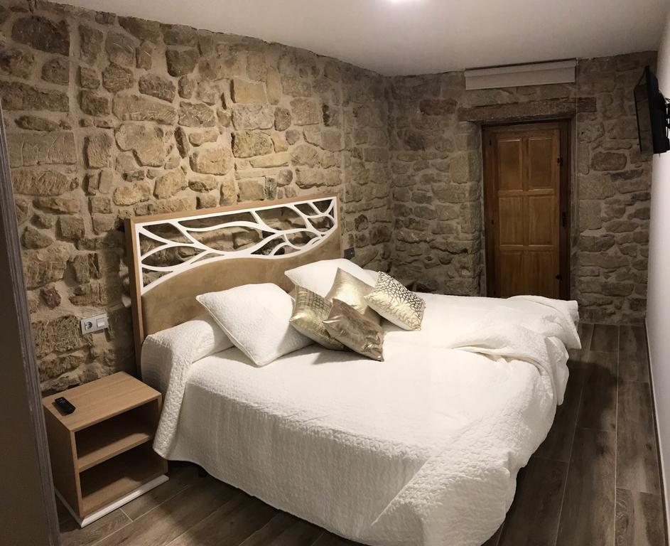 בית הארחה Samaniego 	La Casona De Alutiz & Bodega מראה חיצוני תמונה