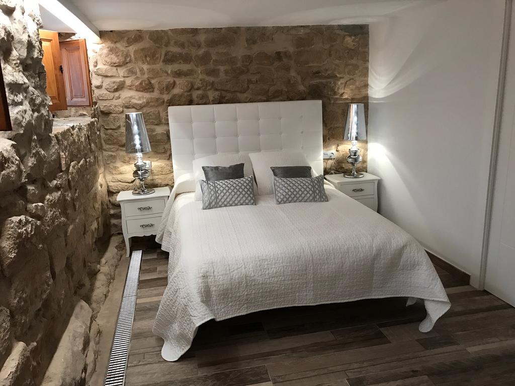 בית הארחה Samaniego 	La Casona De Alutiz & Bodega מראה חיצוני תמונה